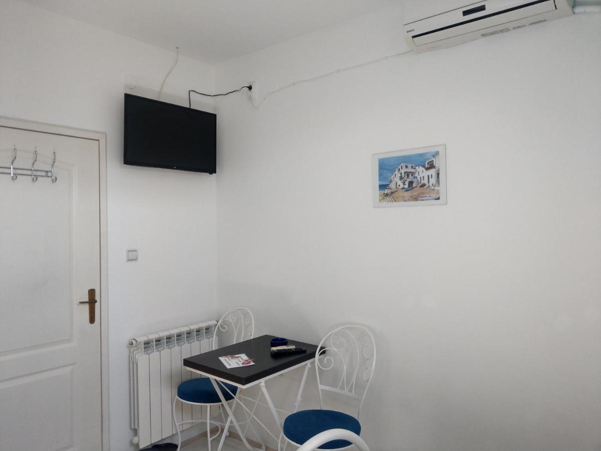 Apartment Harmonija אפטין מראה חיצוני תמונה