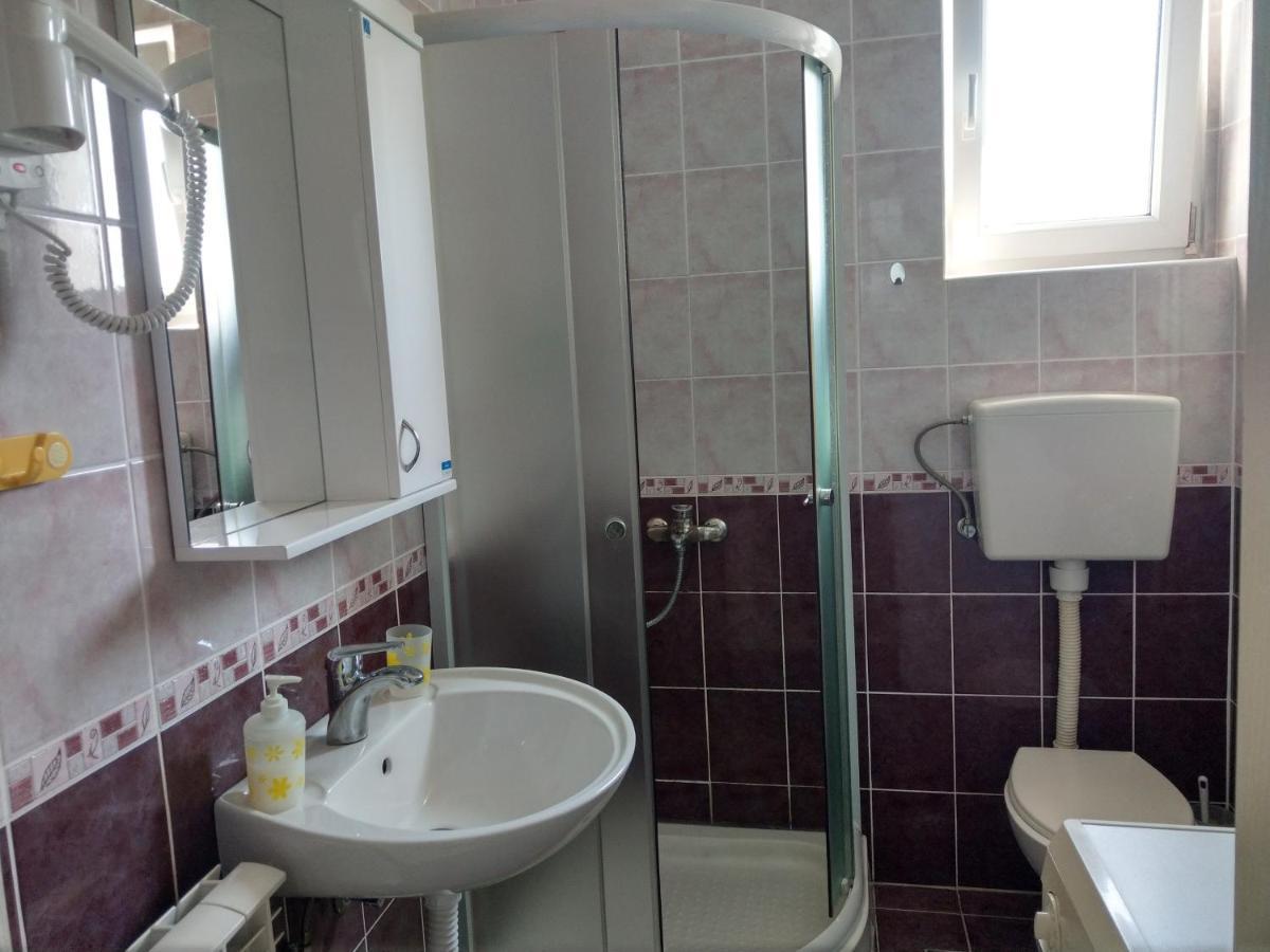 Apartment Harmonija אפטין מראה חיצוני תמונה
